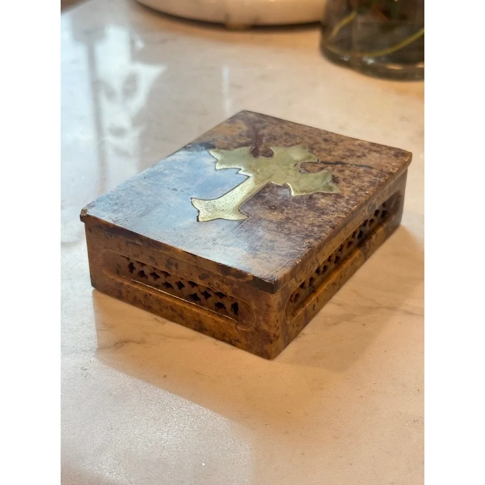 Vintage Soapstone Trinket Box Brown Brass Cross Inlay Carved India Handmade